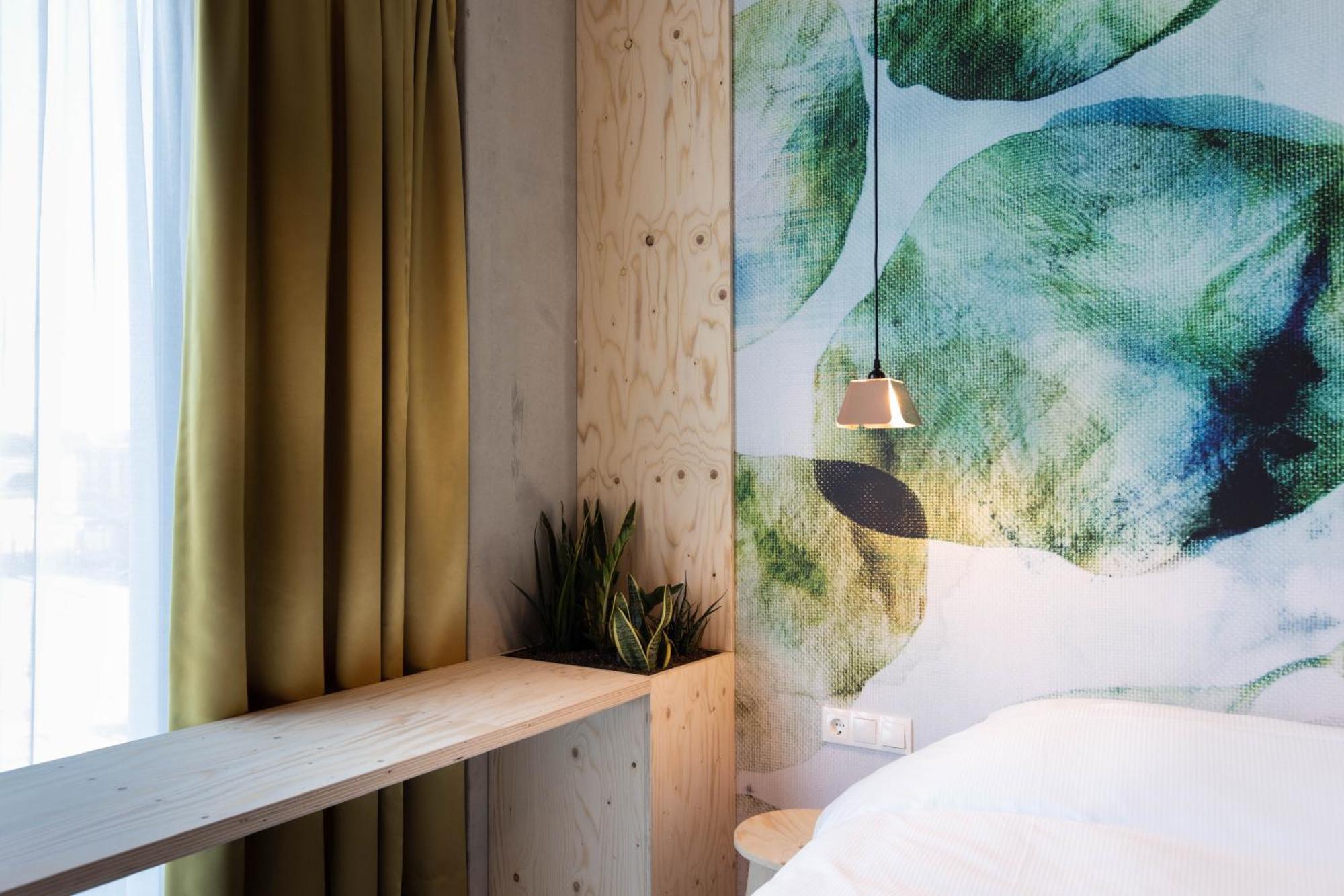 Moloko, Modern Designed Sleep & Shower Hotel In City Center, Digital Key By Sms Енсхеде Екстериор снимка